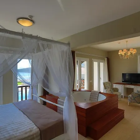 Doris Hotel